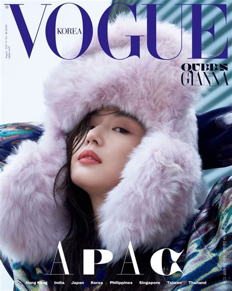 Jun Ji Hyun is the goddess of 'Burberry' on the cover of  